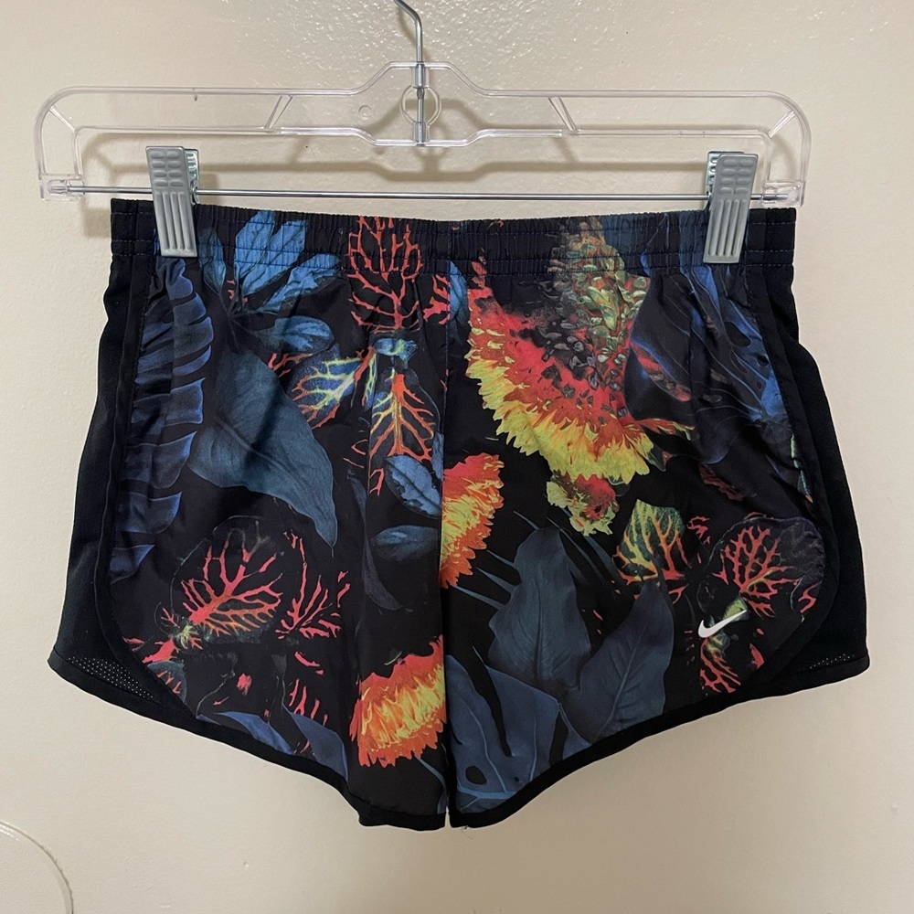 ✨Kids Nike Track Shorts Size Large